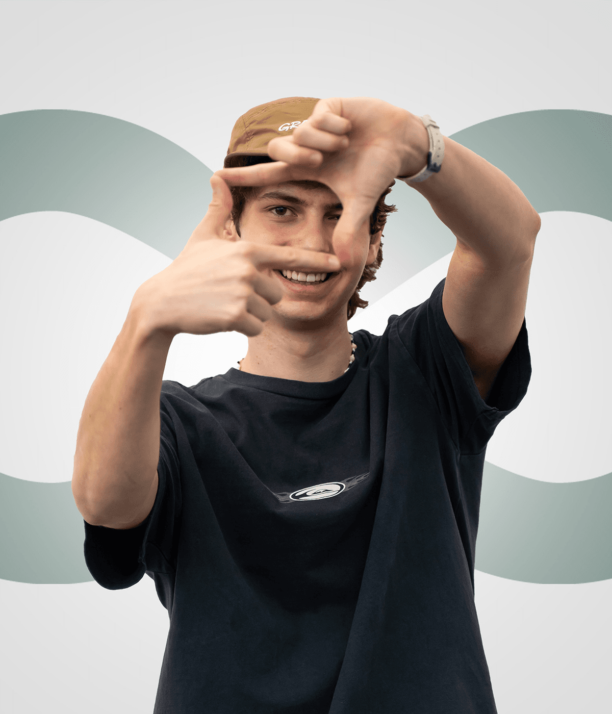 Janis - Content Creator & Designer 
